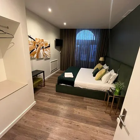 Pensión Junqueira76